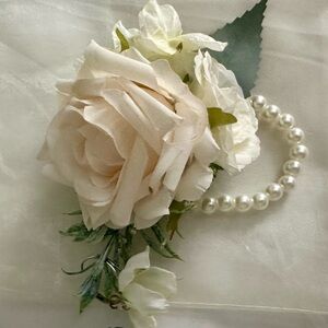 Never worn. Faux rose wristlet. White and greens. Set of 2.